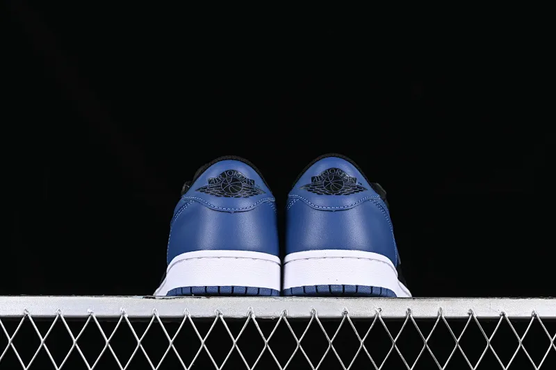 All categories Air Jordan Jordan series basketball shoes Air Jordan 1 Low G version pure original Air Jordan 1 Low OG AJ1 Joe 1 customized version black and blue full head layer low-top basketball shoes CZ0775-041